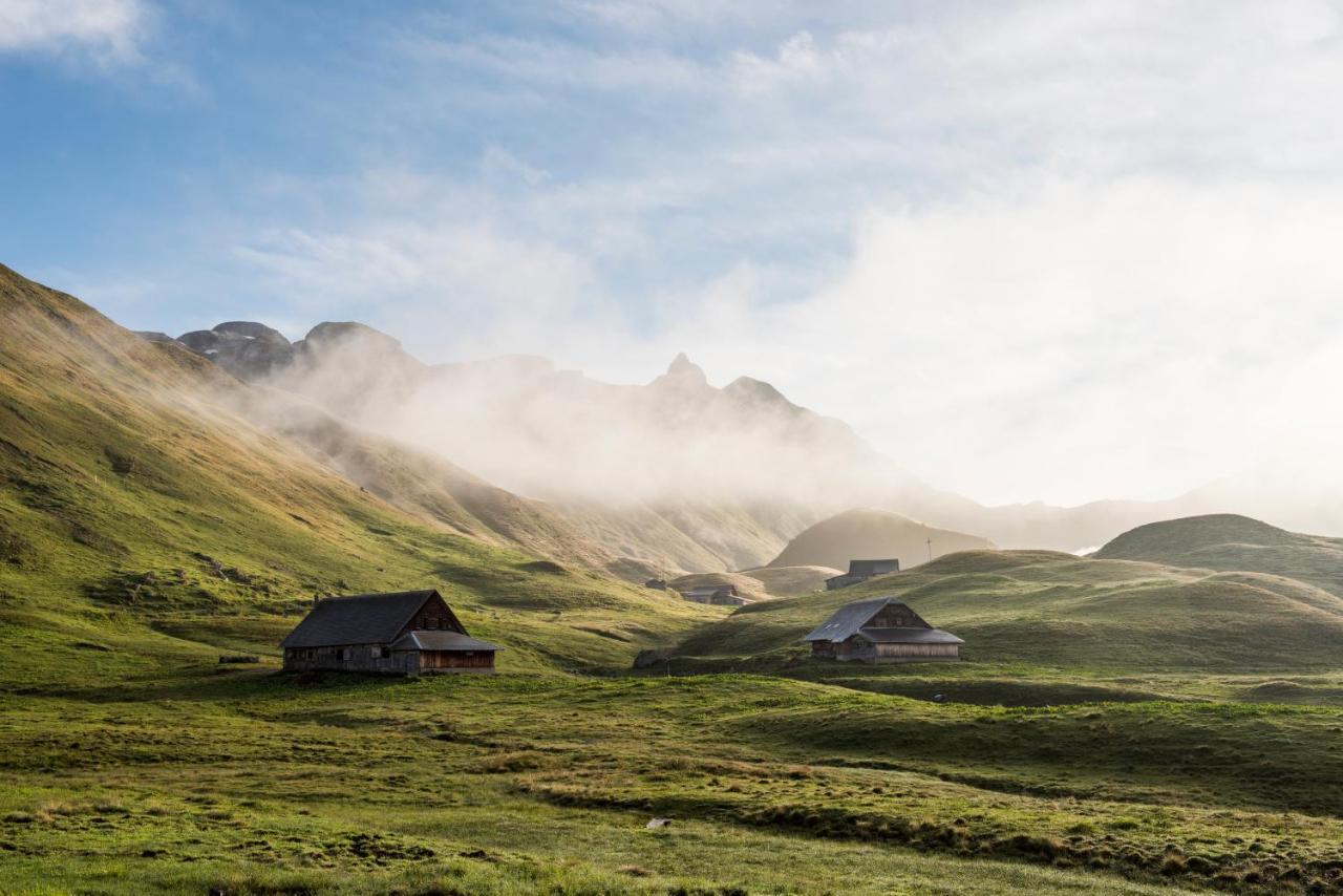 Berggasthaus Tannalp Melchsee Frutt Exterior photo